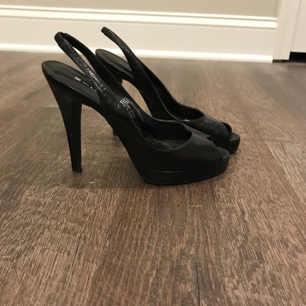 Need prom shoes? sz 6/ 6.5 peep toe black leather